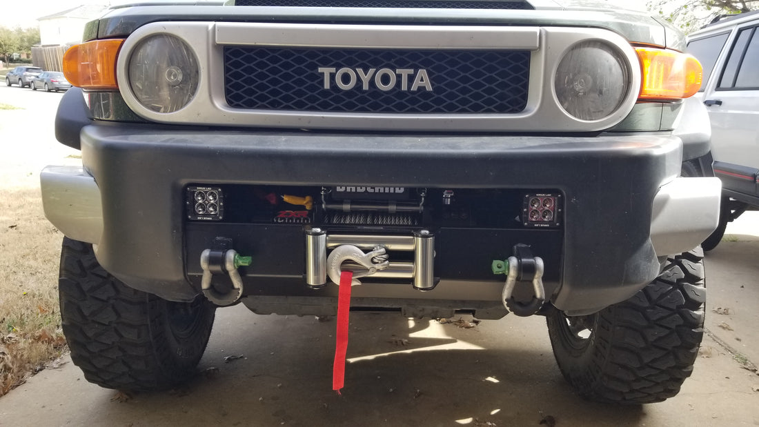 FJ Cruiser - Badlands Winch